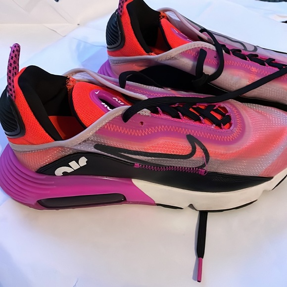 Air max 2090 - Picture 2 of 5